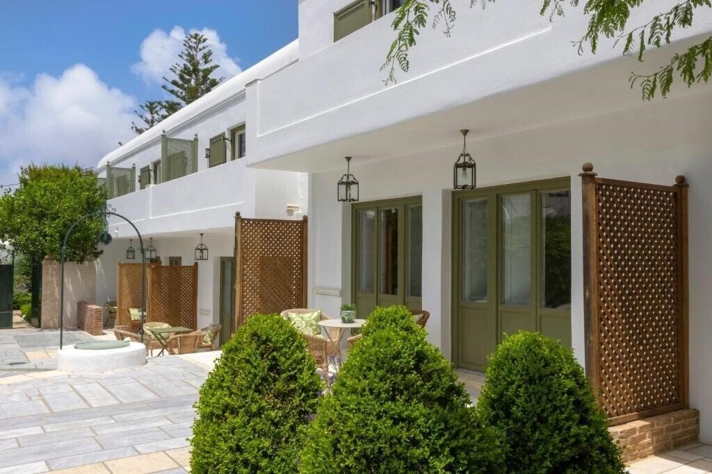 Готель Kouneni Apartments 4*