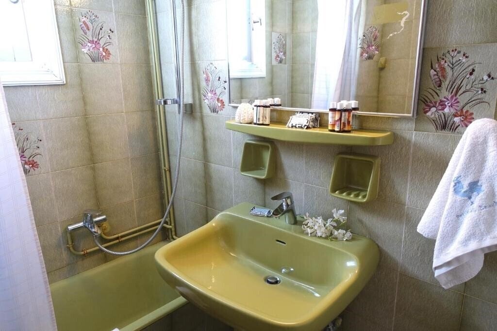 Отель Le COQ Apartments 3*