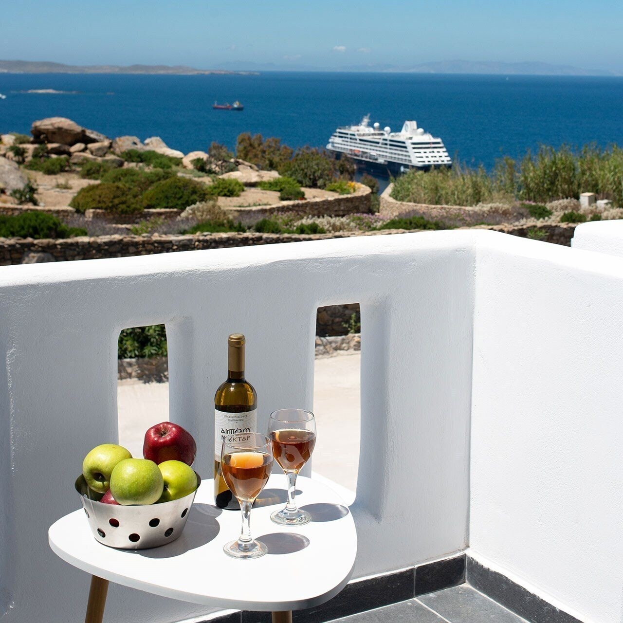 Zdjęcie Petra Mykonos Studios & Suites 3*