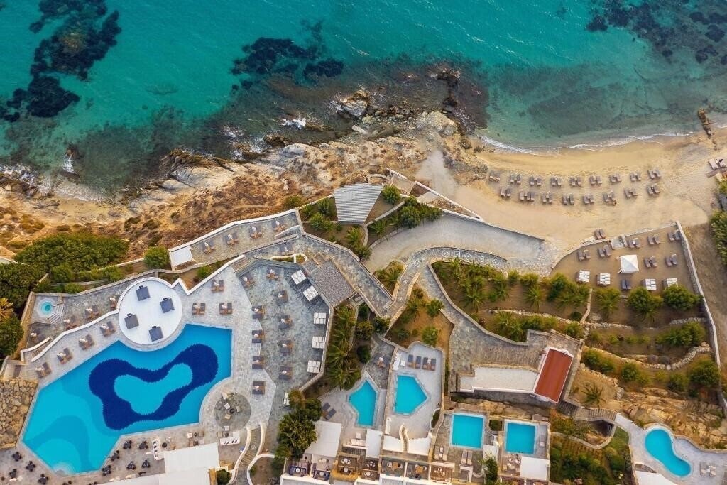 Готель Mykonos Grand 5*