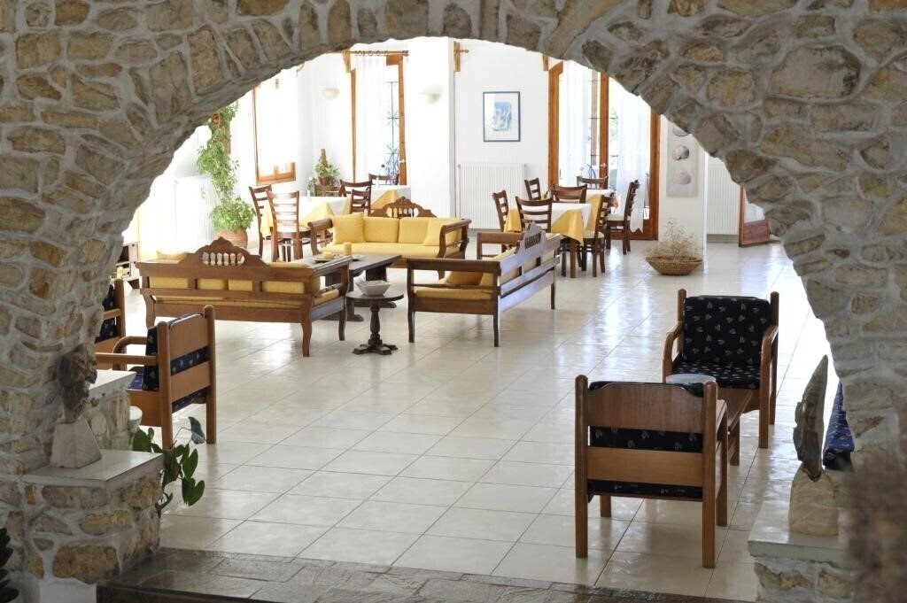 Zdjęcie Eri Hotel 3*