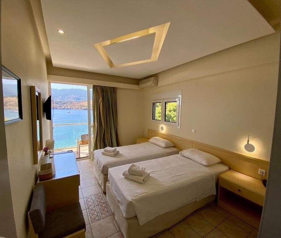 Фото New Aegli 3*