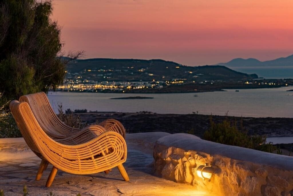 Готель Mythic Paros Adults Only (ex. Mythic Exclusive Retreat, Mythic Exclusive Resort Adults Only 16+) 5*