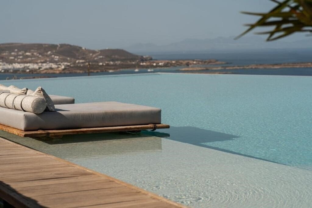 Фотографія Mythic Paros Adults Only (ex. Mythic Exclusive Retreat, Mythic Exclusive Resort Adults Only 16+) 5*