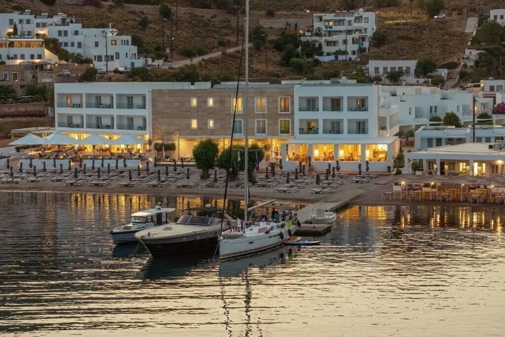 Hotel Patmos Aktis Suites & Spa Hotel 5*