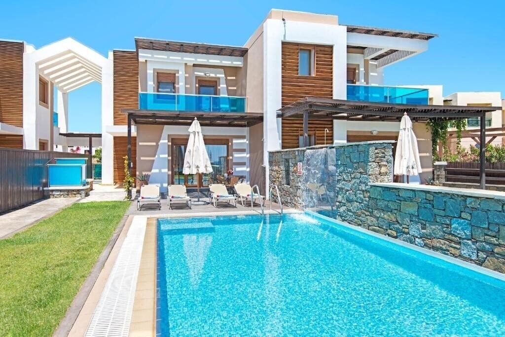 Фотографія Horizon Line Villas (ex. Villa Alia, Villa Ariti, Villa Erato, Villa Meliti) 4*