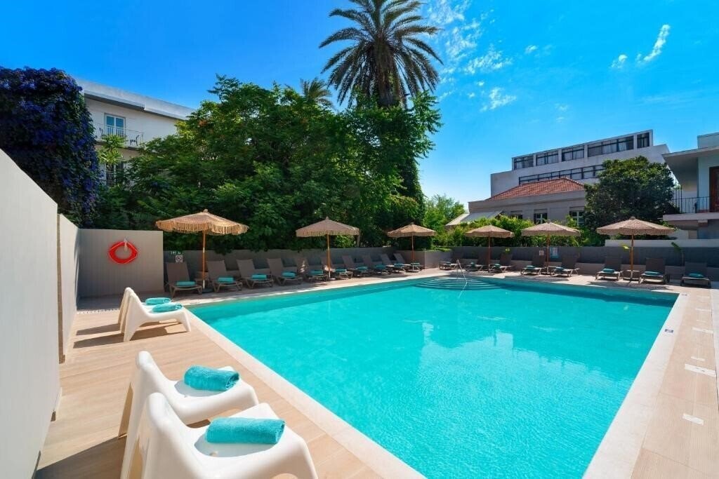Зображення Amphitryon City Hotel 3*