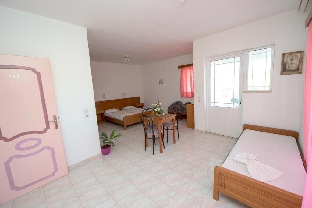 Зображення Old WindMill Studios 3*