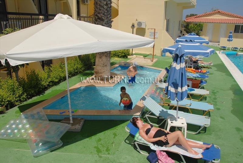 Hotel Margaret Studios 3*