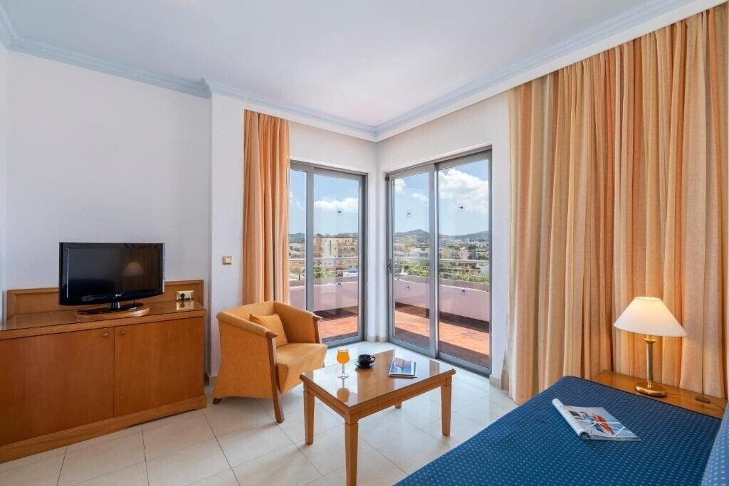 Zdjęcie Blue Horizon 4*