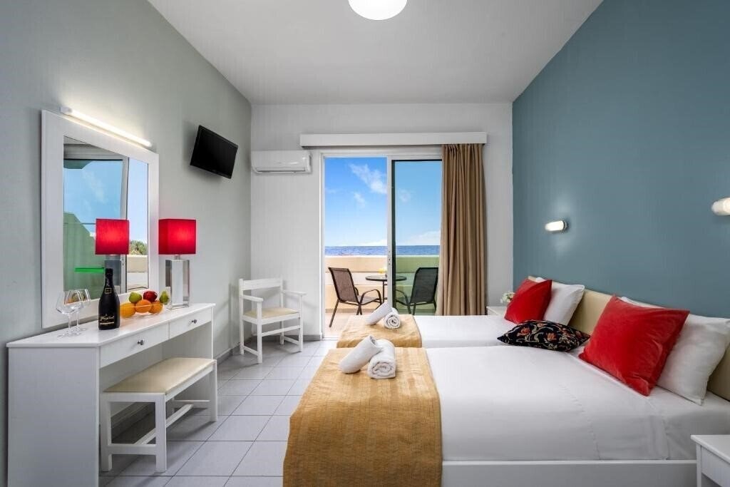 Hotel Bayside Katsaras 4*