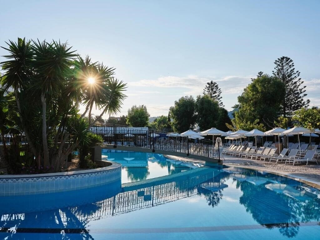 Готель Atlantica Princess 3*