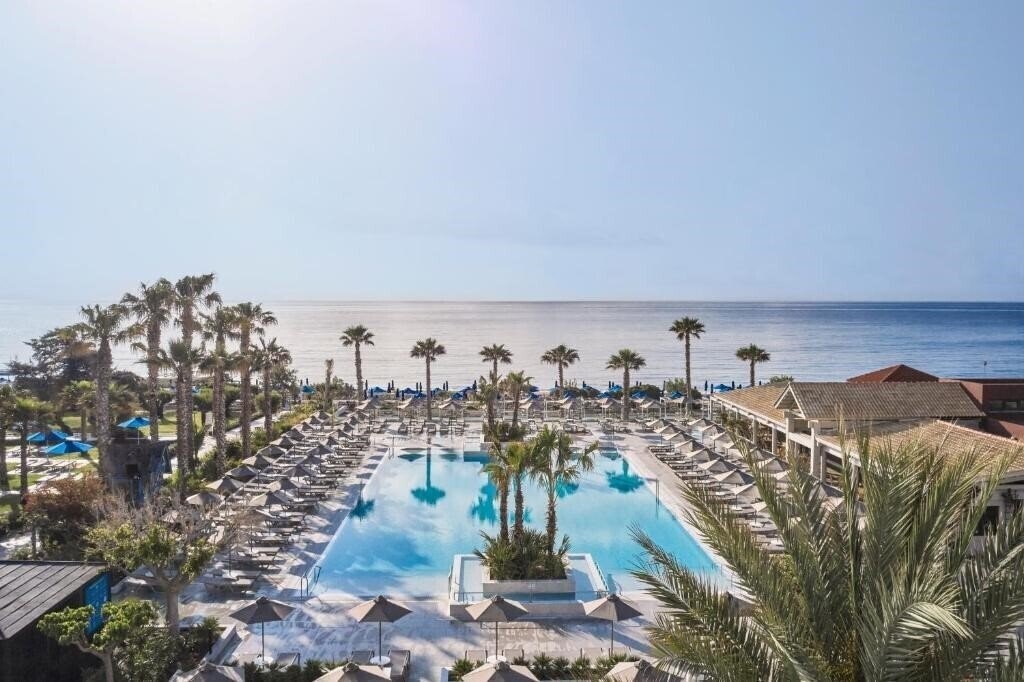 Hotel Esperides Beach 4*