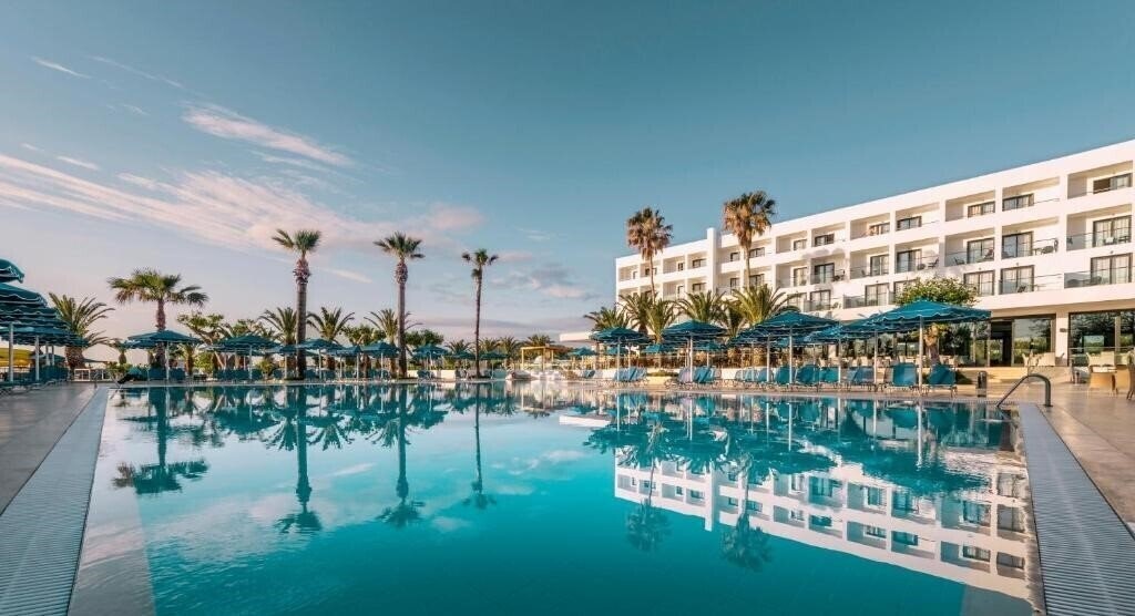 Готель Mitsis Faliraki Beach 5*