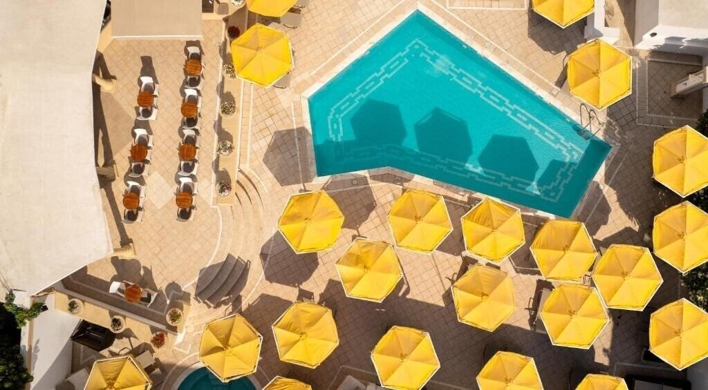 Hotel Canvas by Mitsis Petit Palais 4*