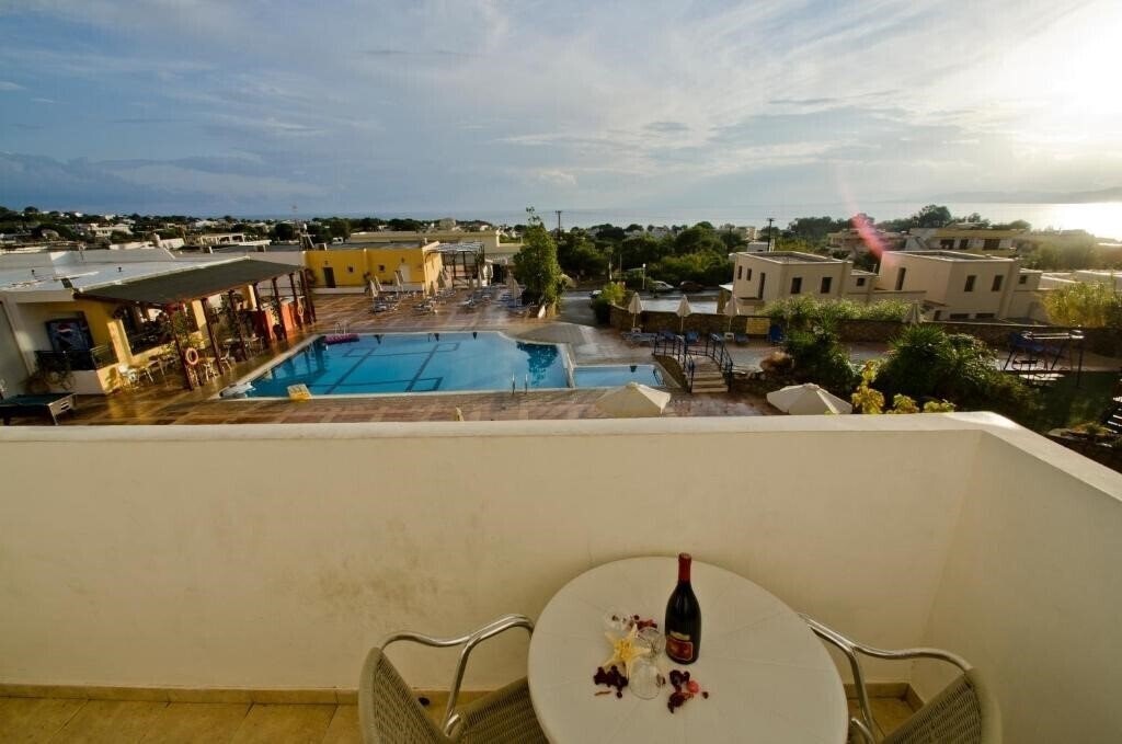 Зображення Stella Hotel Pefkos 3*