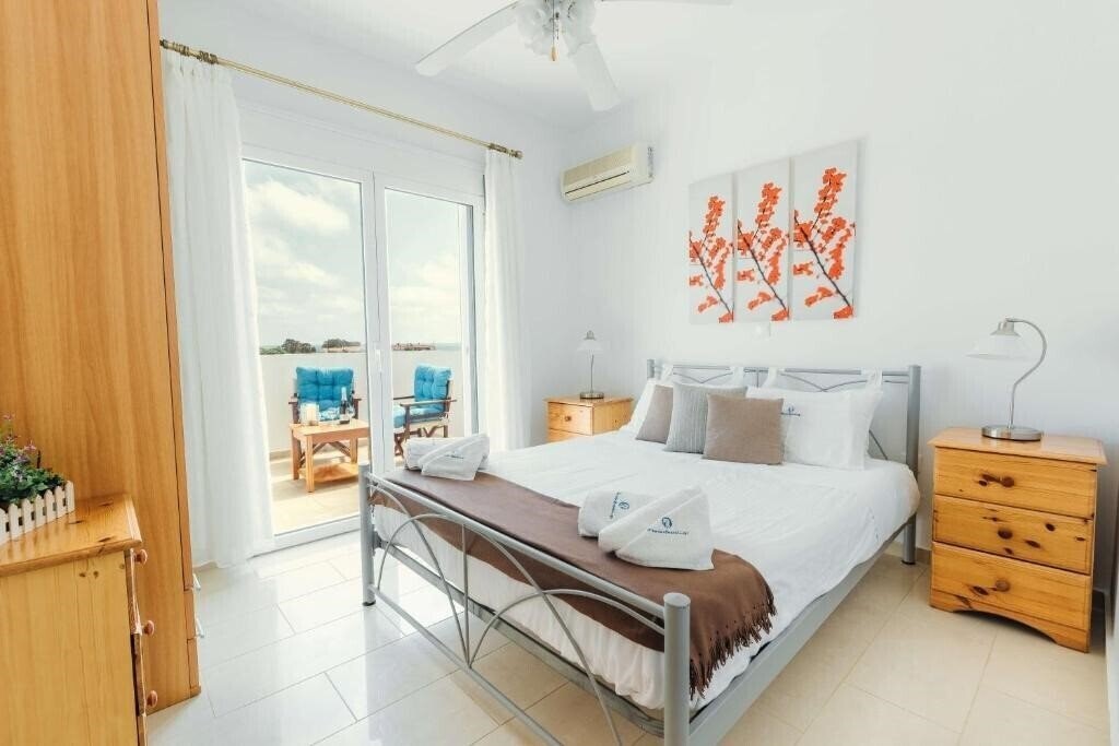 Готель Gennadi Dreams Holiday Villa 4*