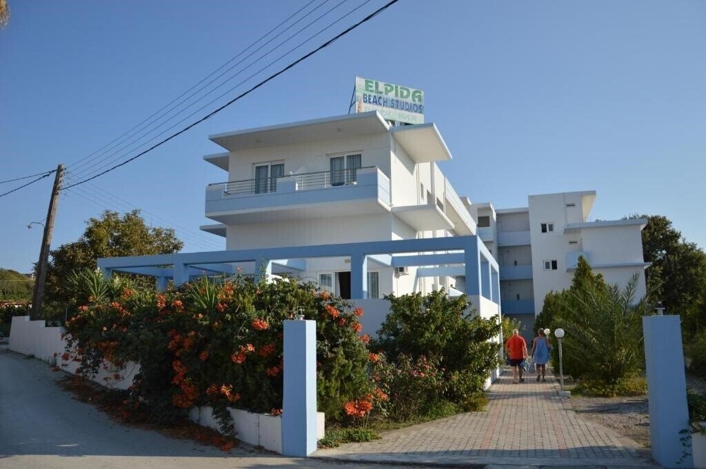Hotel Elpida Beach Studios 1*