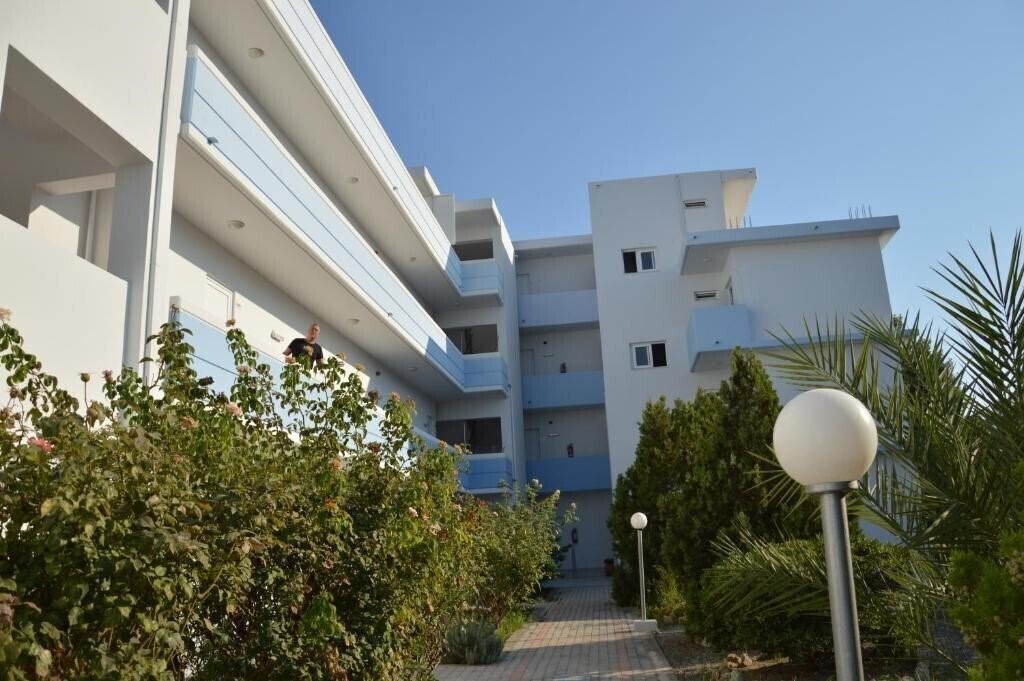 Zdjęcie Elpida Beach Studios 1*