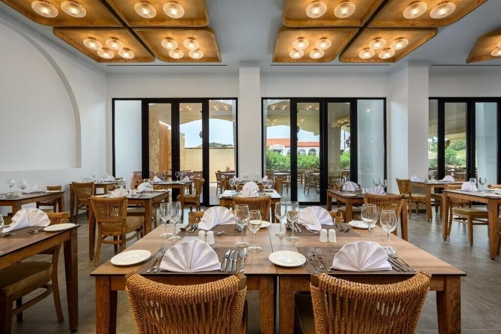 Зображення Absolute Kiotari Resort 4*