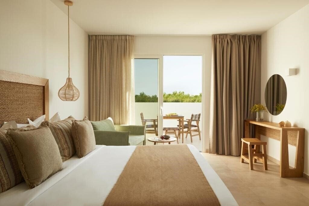 Картинка Absolute Kiotari Resort 4*
