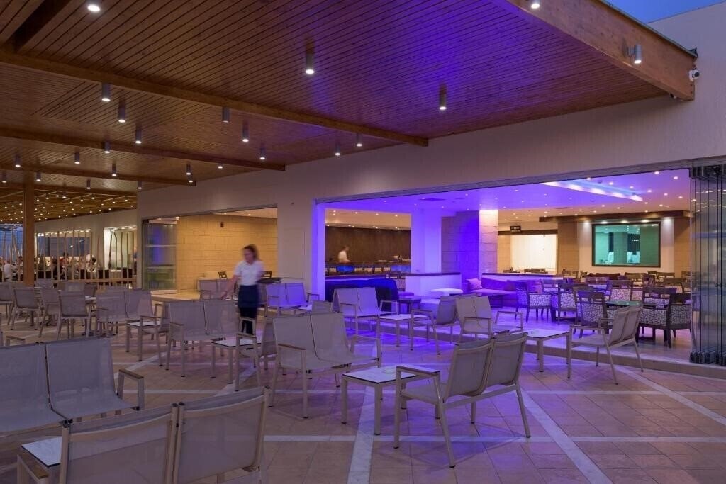 Зображення Avra Beach Resort 4*