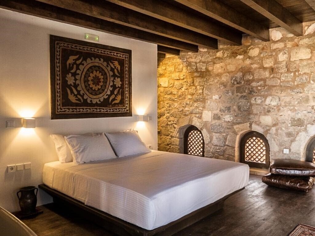 Отель Trinity Boutique Hotel 4*