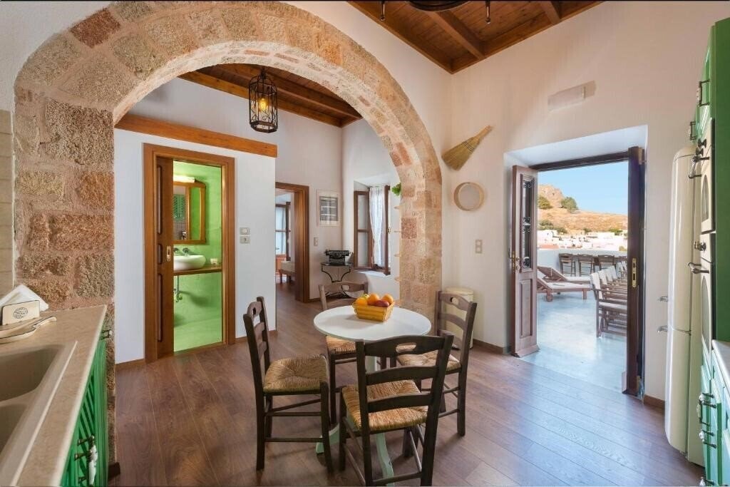 Zdjęcie Villa Eftihia 4*