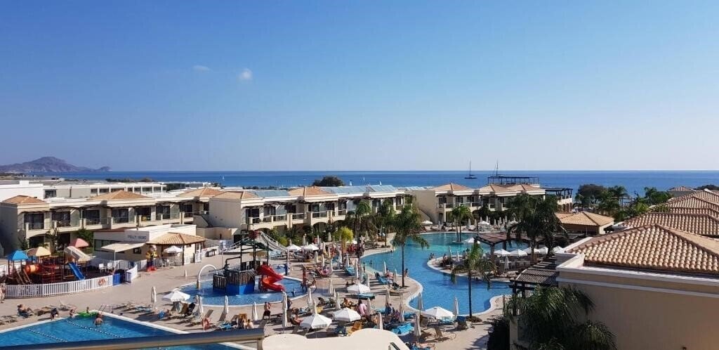 Zdjęcie Mythos Beach Resort 5*
