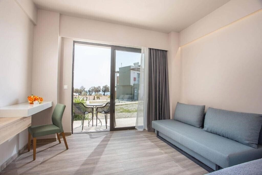 Картинка Gennadi Seaside Resort (ex. Ampelia Seaside Resort) 4*