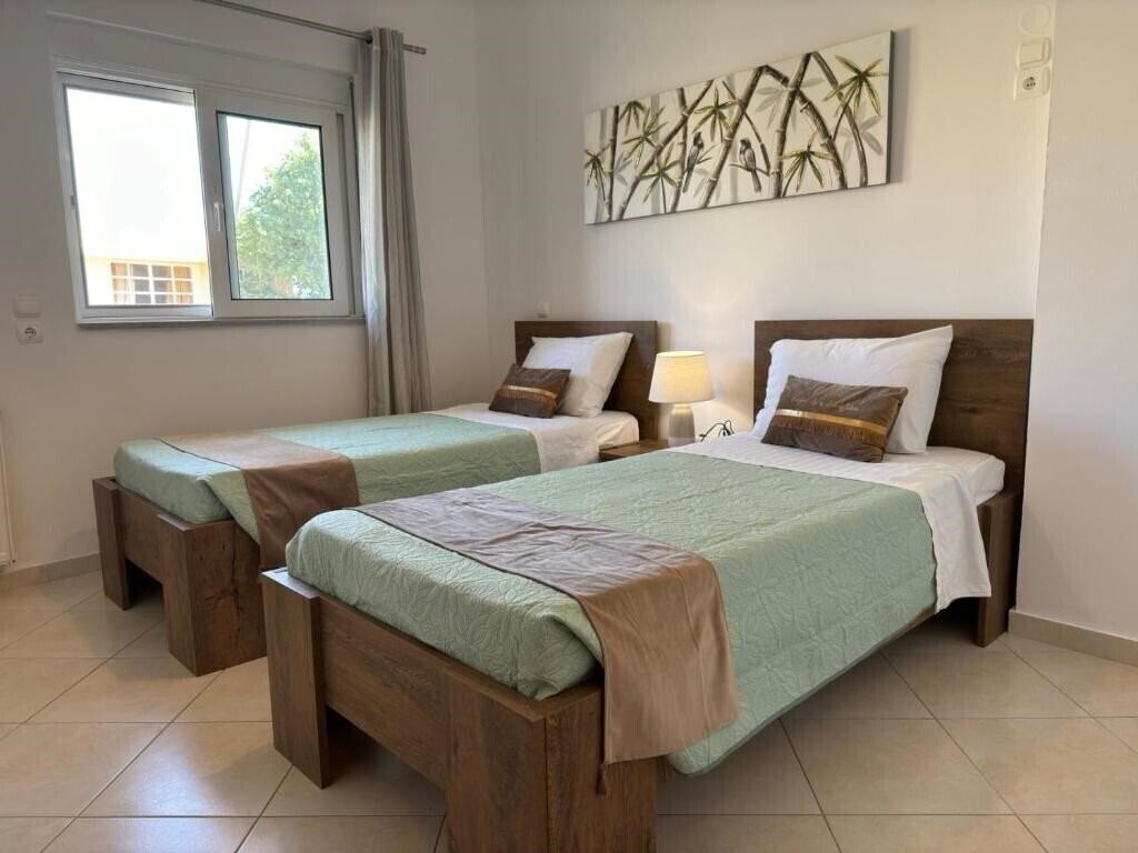 Zdjęcie Chris Apartments 4*