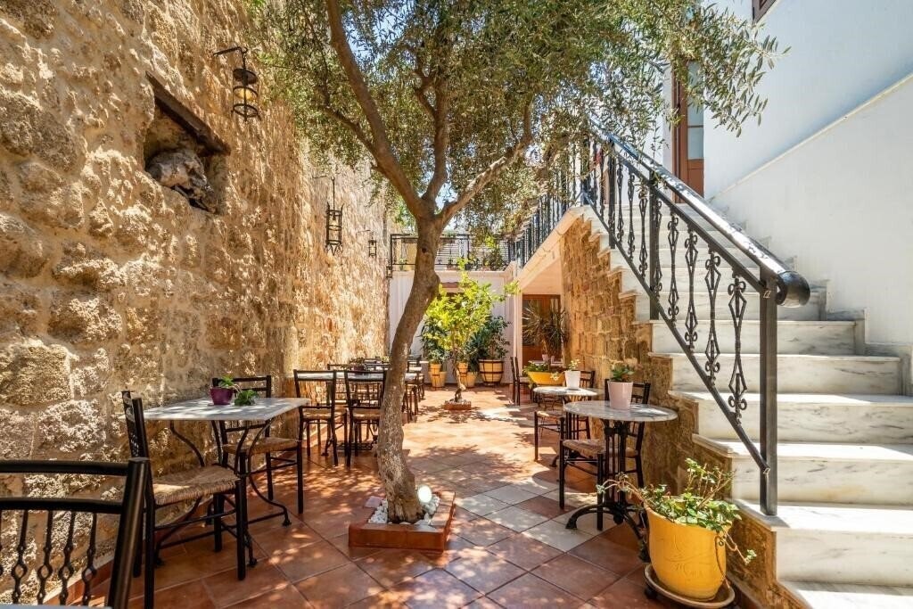 Hotel Cava D Oro 3*