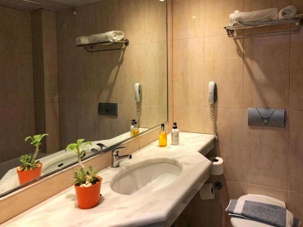 Zdjęcie Caravel Apartment Hotel 3*