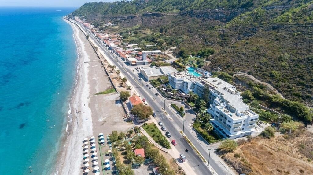Готель Sirene Beach Hotel 4*
