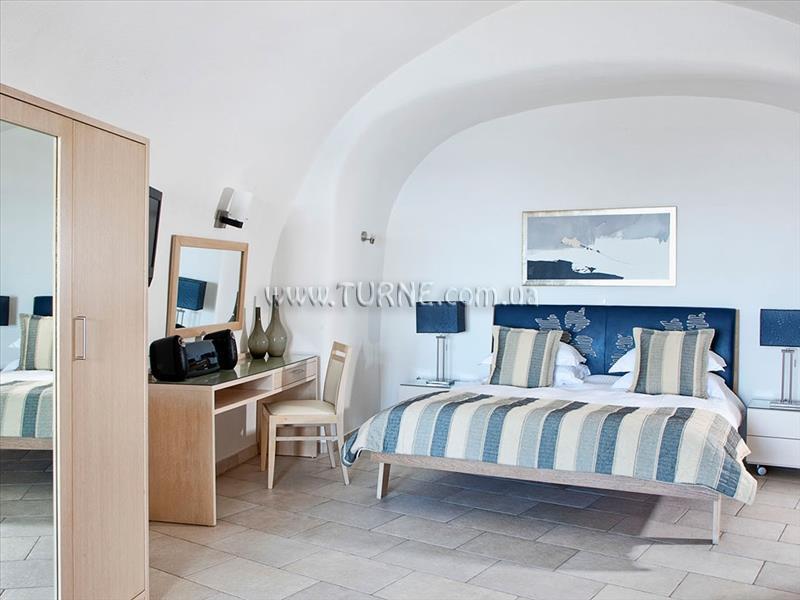 Картинка Adamant Suites 4*