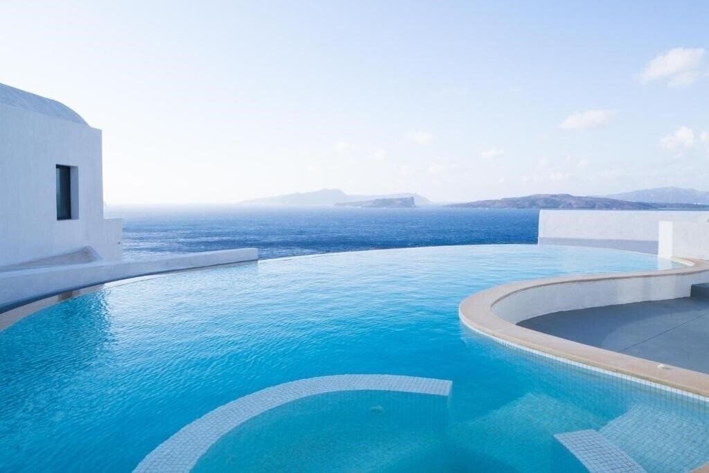 Готель Grand Ambassador Santorini 5*