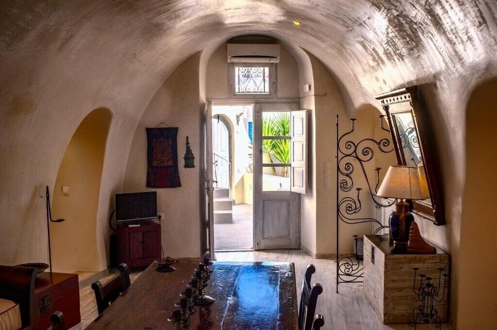 Отель Heliophos Boutique Hotel 4*