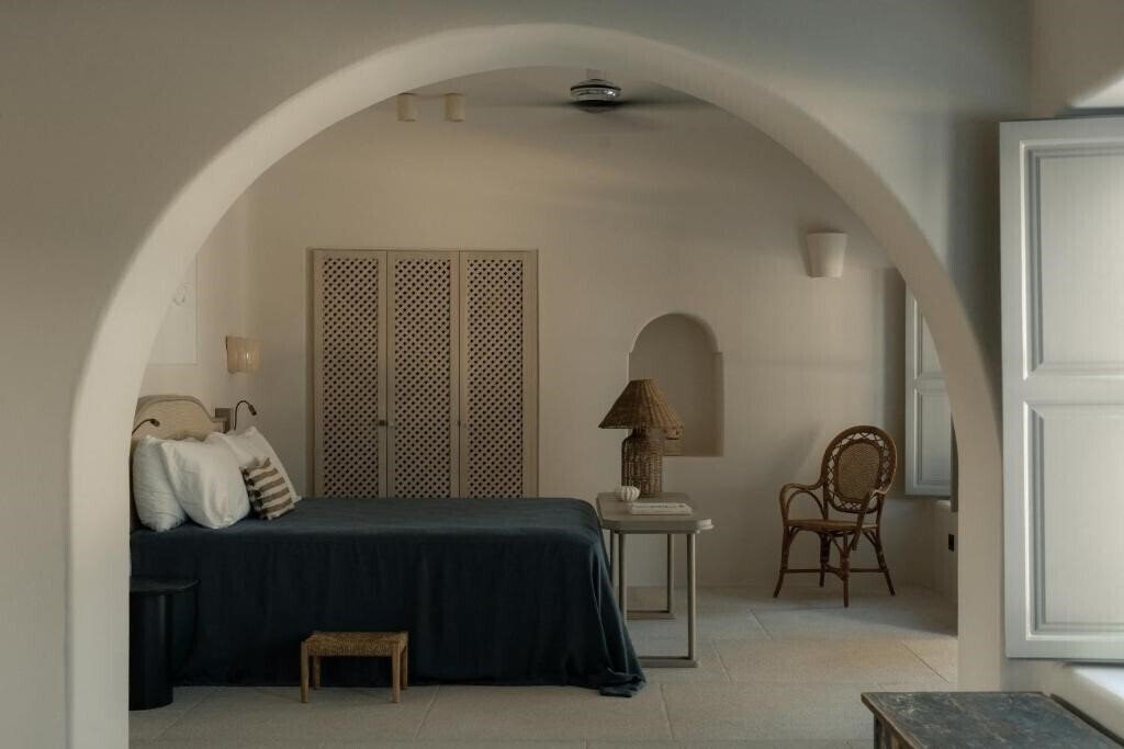 Картинка Black Rose Suites 5*