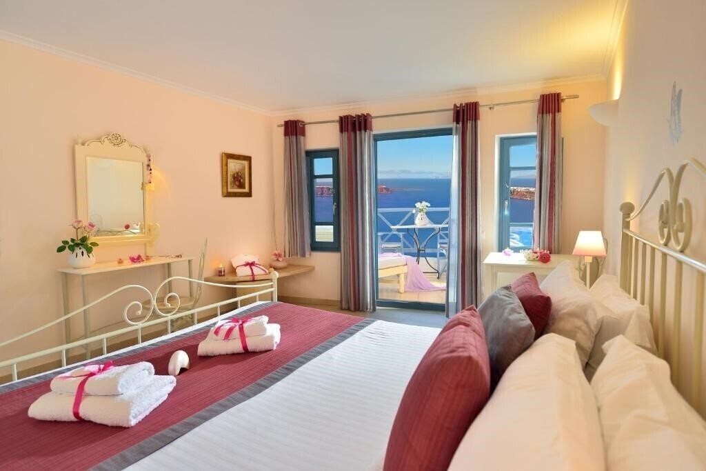 Зображення Absolute Bliss Imerovigli Suites 4*