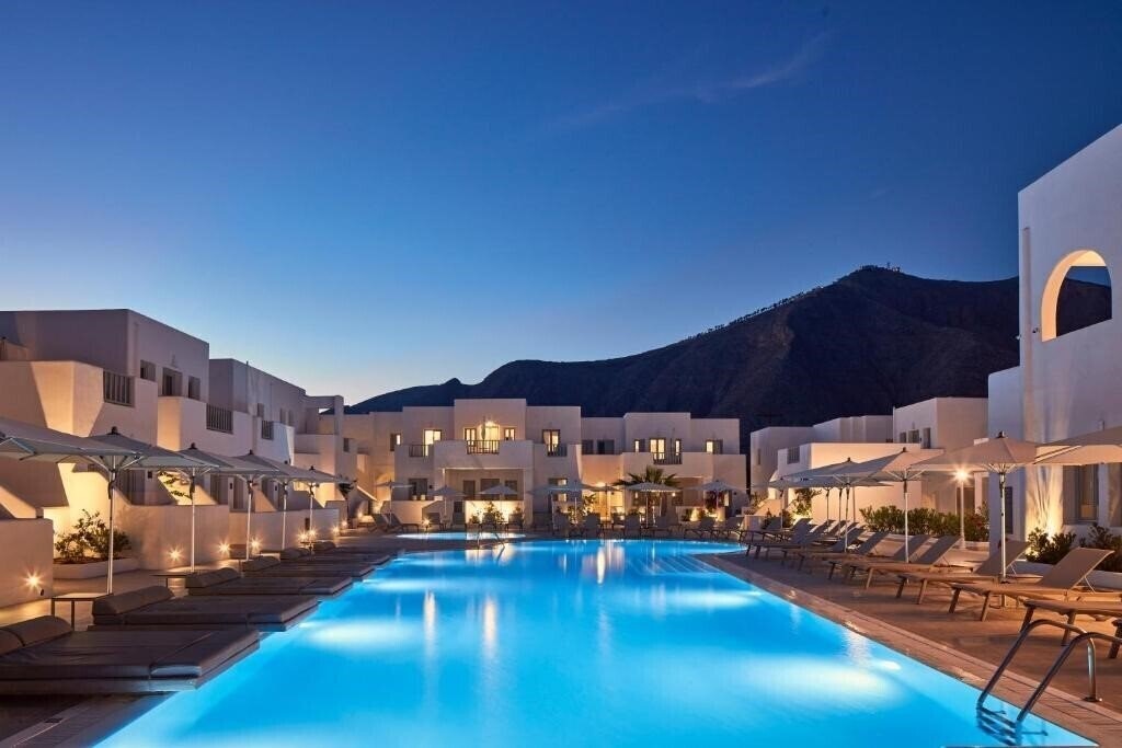 Фотография Aqua Blue Hotel Santorini 4*