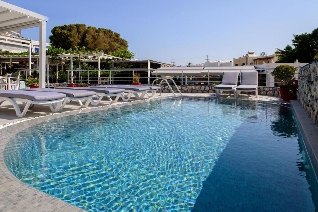 Готель Akis Hotel 2*