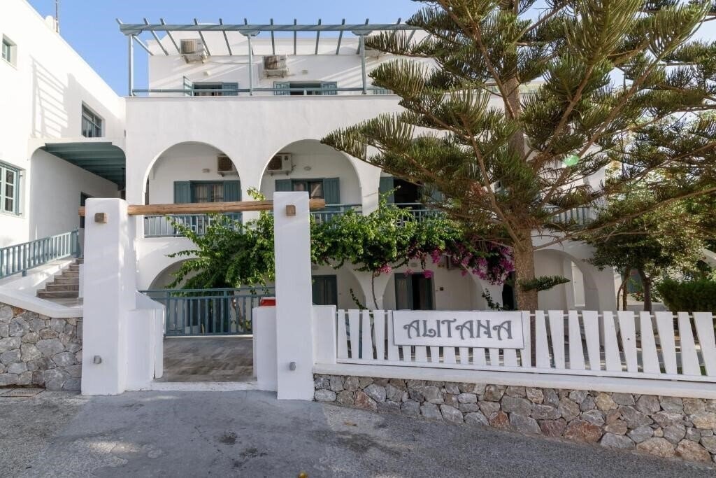 Изображение Iris Boutique (ex. Alitana Boutique) 3*