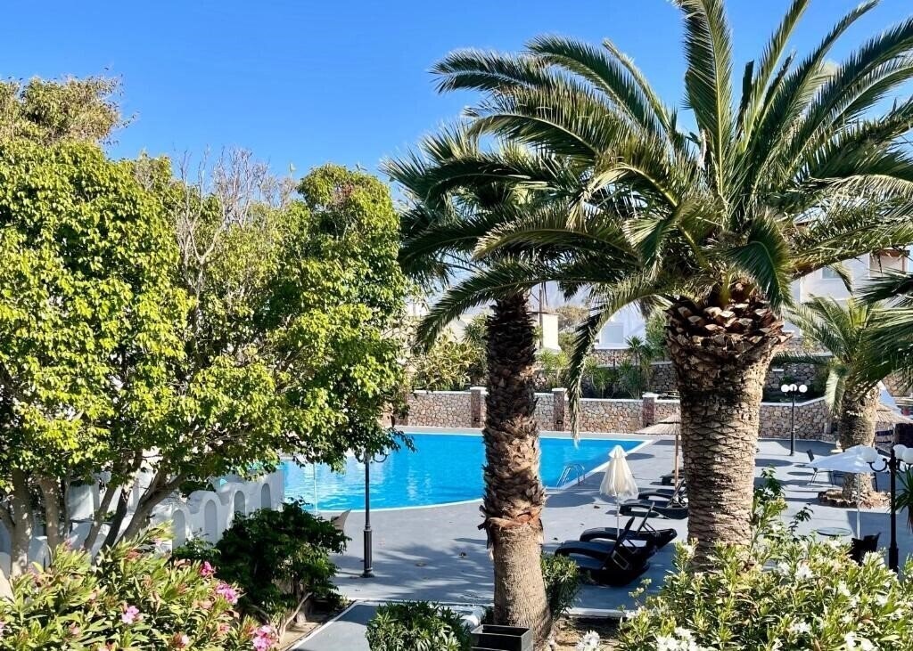 Hotel Albatros (Santorini) 4*