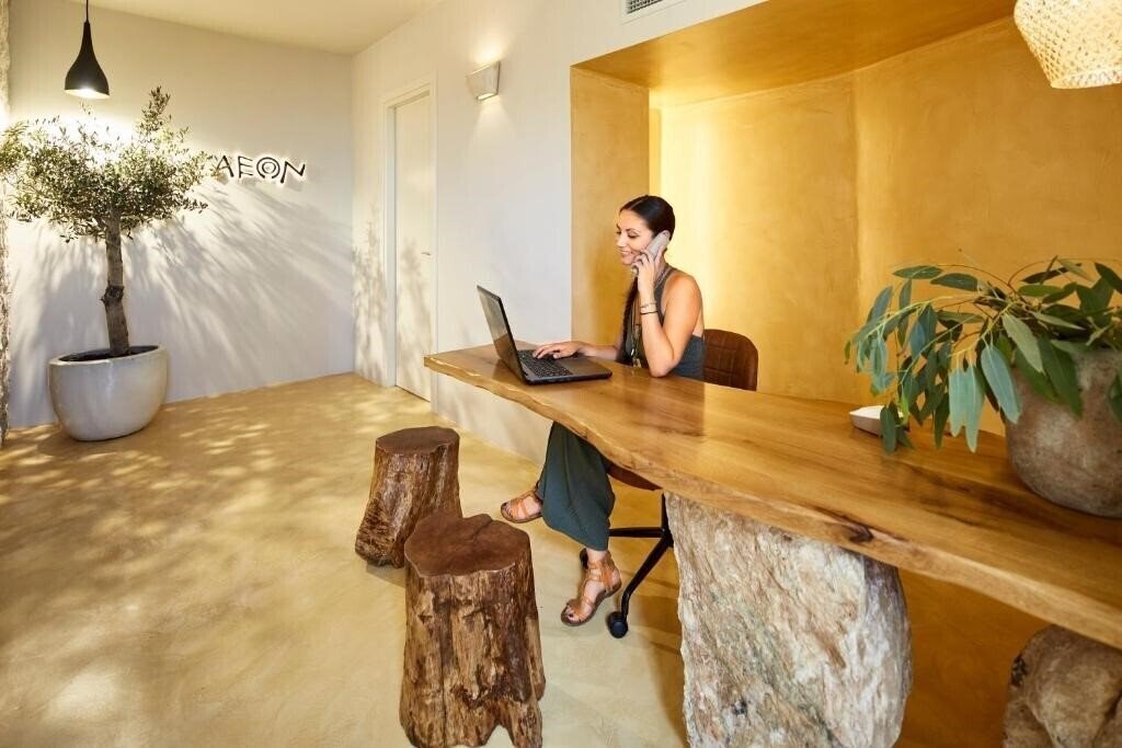 Картинка Aeon Suites 3*