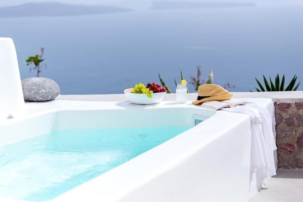 Hotel Cleos Dream Villa 4*