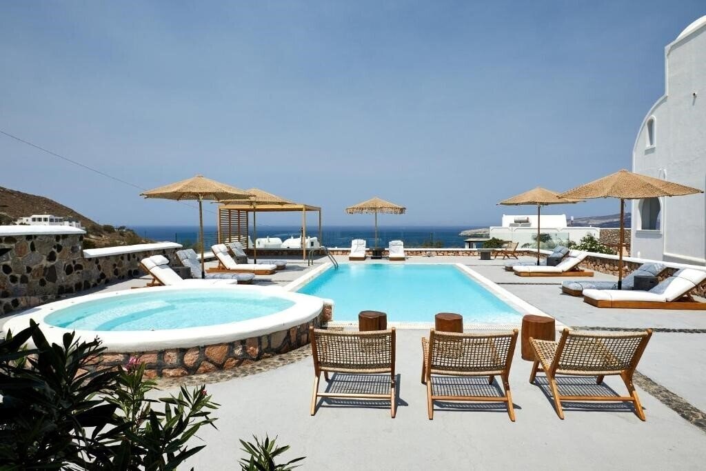 Готель Symmetry Suites (Akrotiri Santorini) 4*