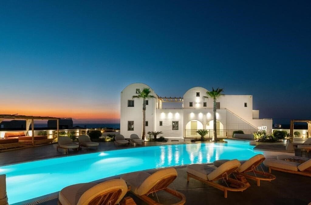 Hotel Amethyst Luxury Suites 4*