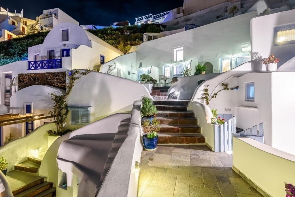 Zdjęcie Aris Caves 4*