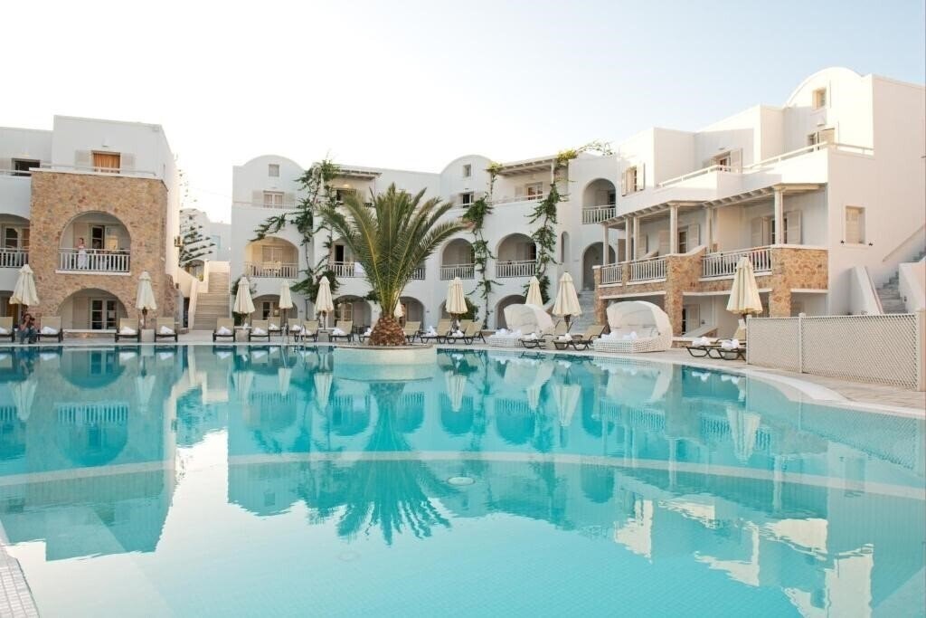 Готель Aegean Plaza 4*
