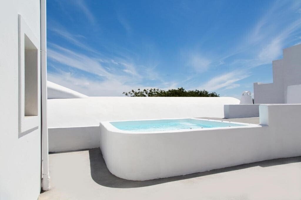 Фото Ayoba Santorini 4*